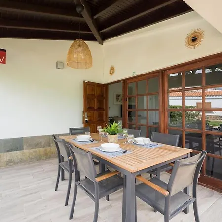 Maspalomas Palms Premium Bungalow, Private, Relaxing, Swimming Pool Apartment *