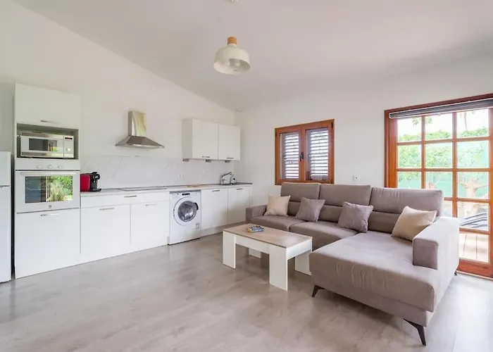 Palms Premium Bungalow, Private, Relaxing, Swimming Pool Апартаменты Маспаломас