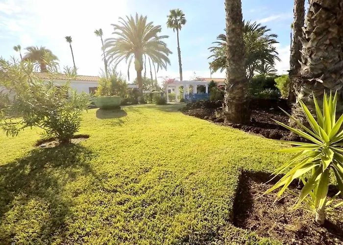 Palms Premium Bungalow, Private, Relaxing, Swimming Pool Апартаменты
