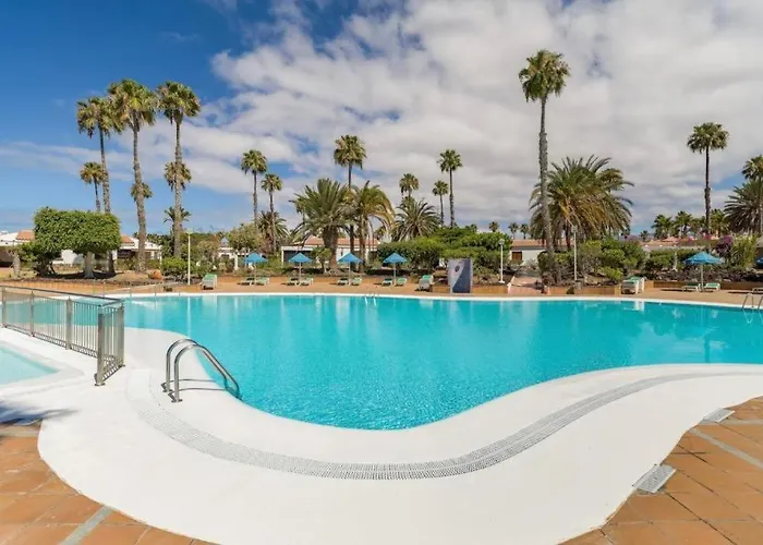 Апартаменты Palms Premium Bungalow, Private, Relaxing, Swimming Pool *