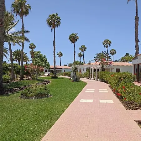 아파트 Palms Premium Bungalow, Private, Relaxing, Swimming Pool 마스팔로마스